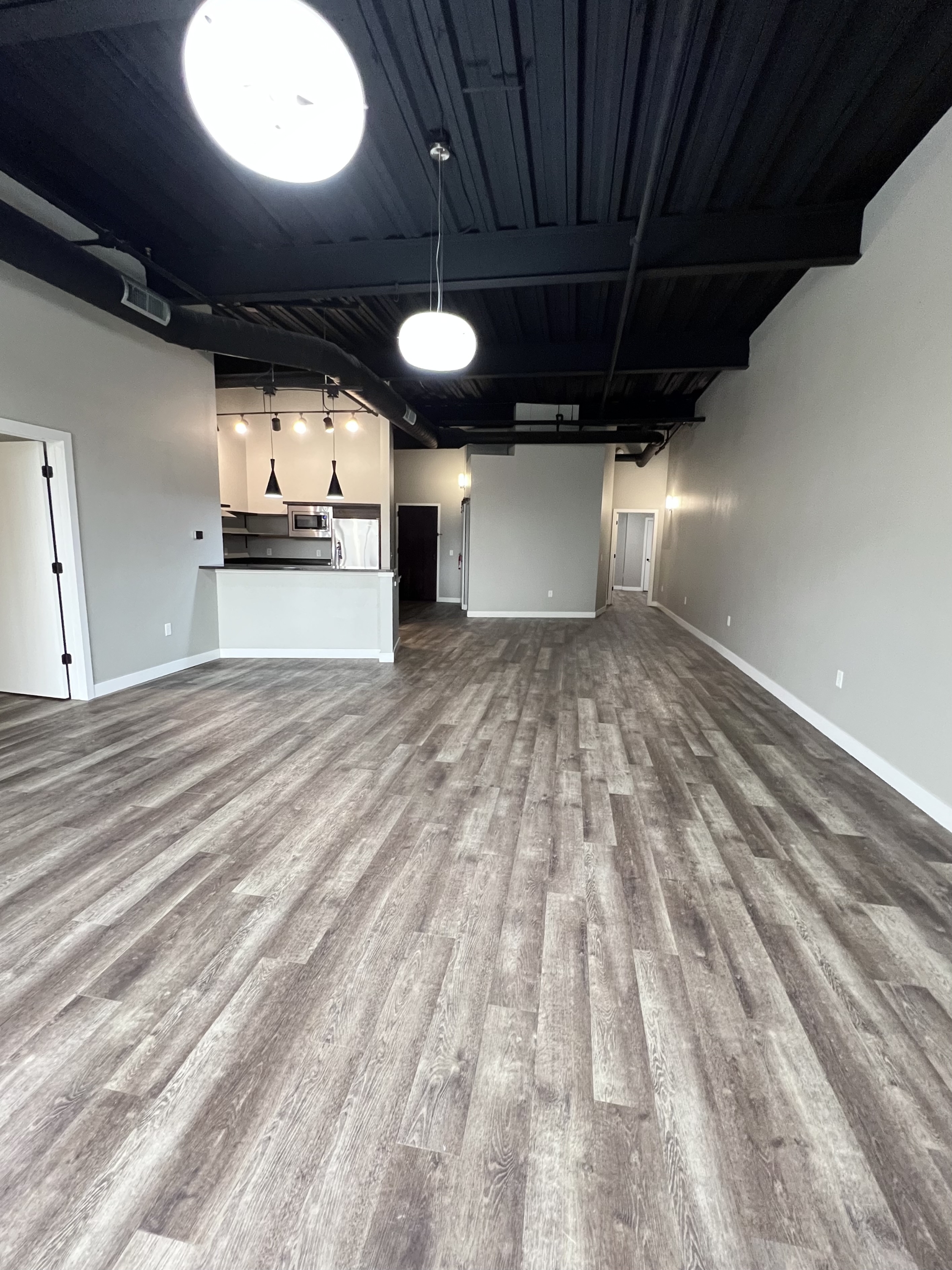 157 S. Kalamazoo Mall